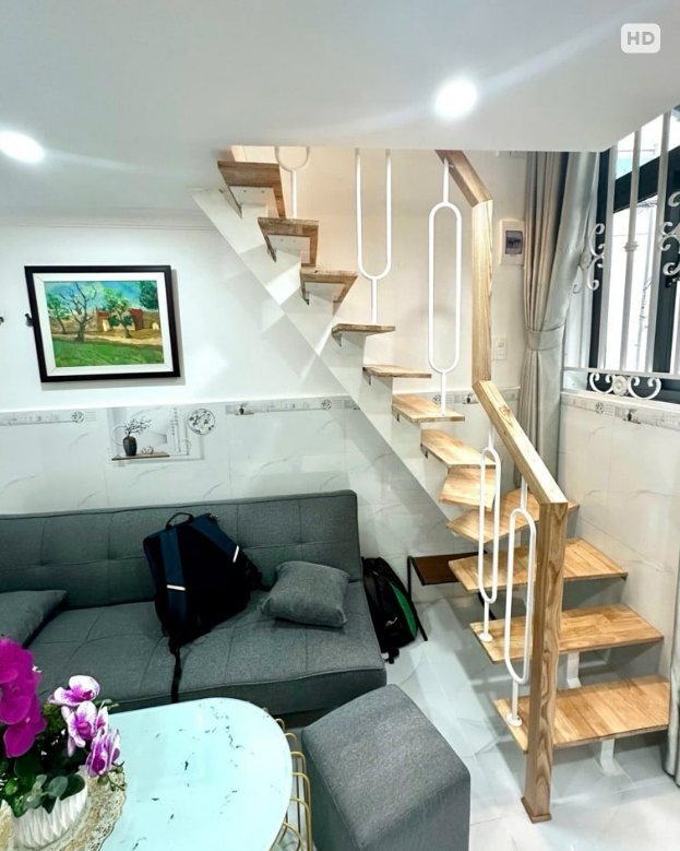 Giảm 200 triệu - còn 3 tỷ , Nhà mới tại Cách Mạng Tháng 8 - Quận 10 , sát mặt tiền , Hẻm thông - Tặng full nội thất